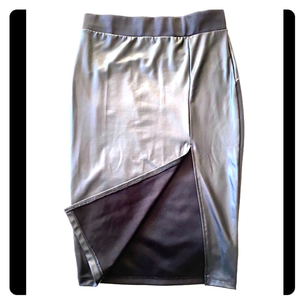 Black pencil skirt with front slit